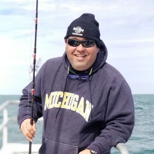 Meet your Posher, Carlos